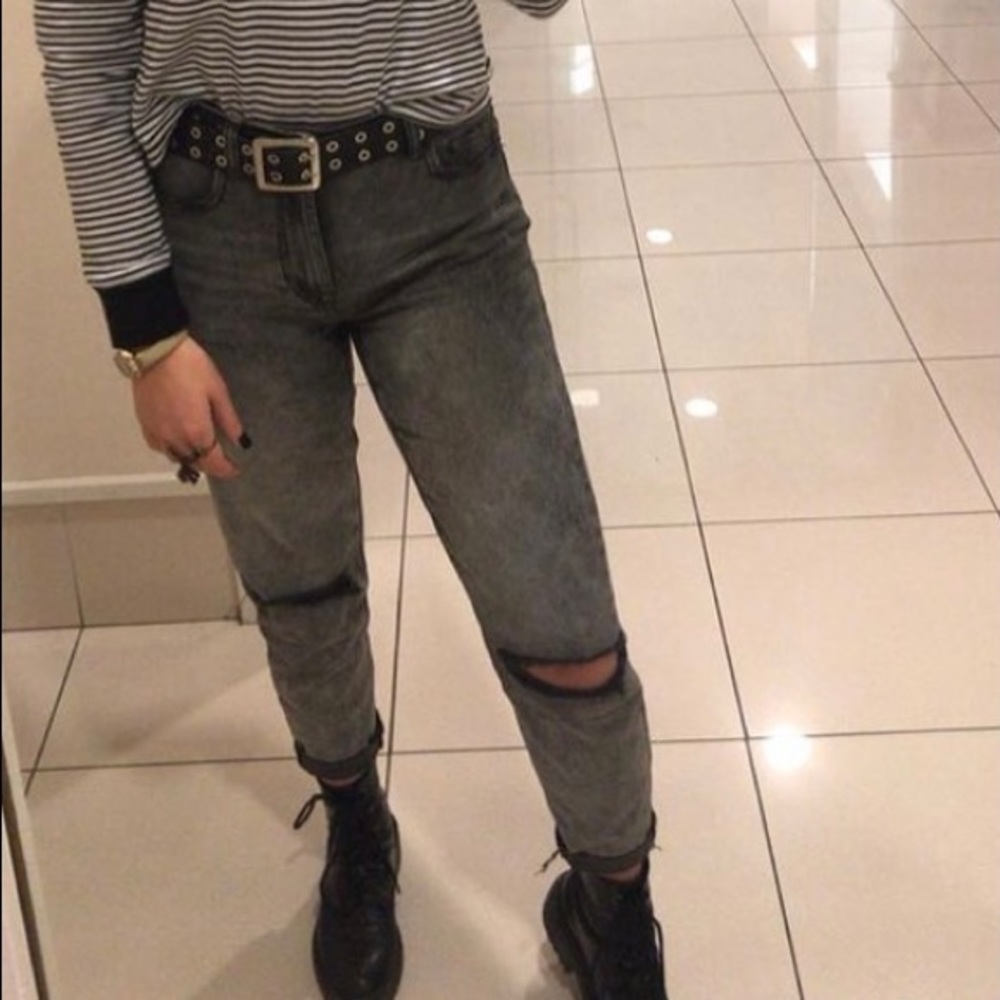 Jeans - Picture 2 of 3